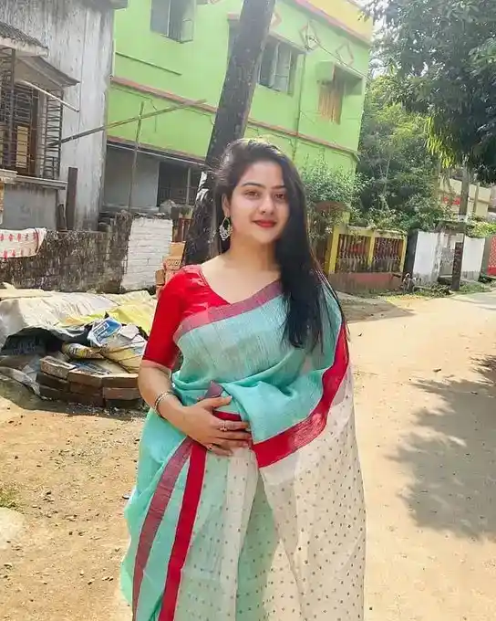 Chatta Bazar outcall escort